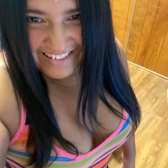 Meet your Posher, Posh - Picture 2 of 7